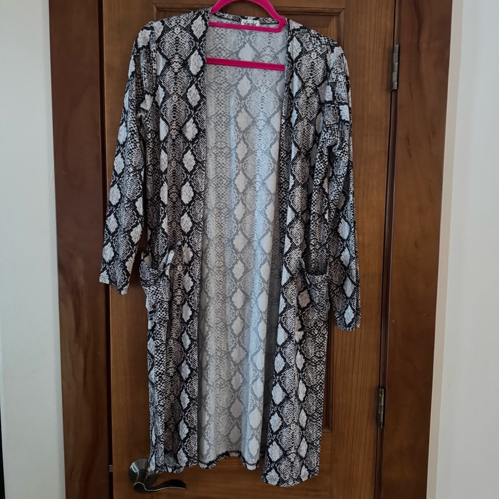 Texas True Threads Long Duster Cardigan Women’s Small Snakeskin Knit Open